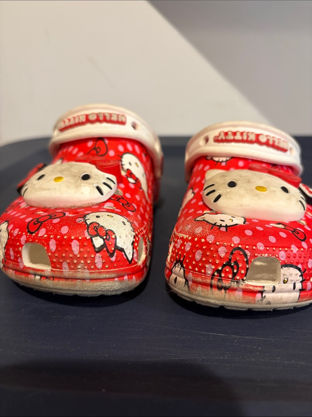 Sanrio limited edition Hello Kitty crocs sz 13c - Picture 2 of 8